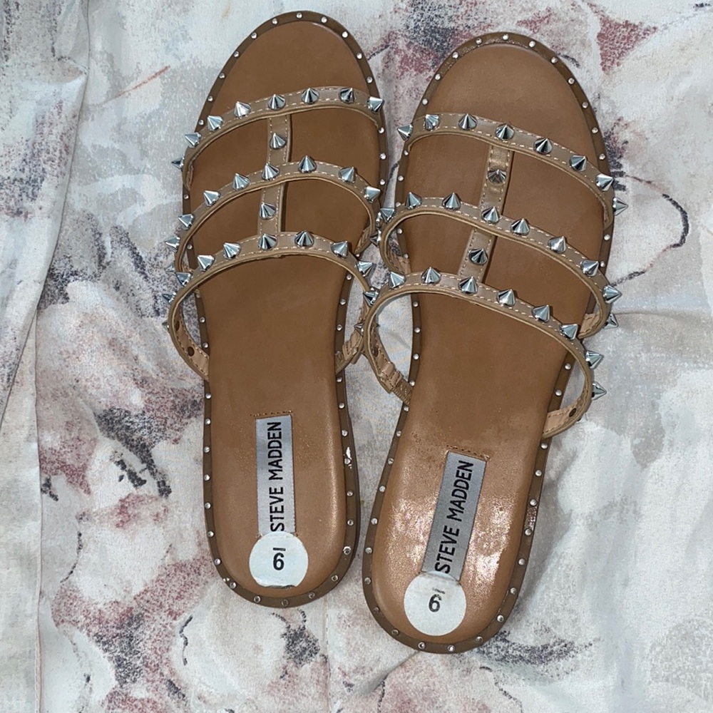 Steve Madden sandals